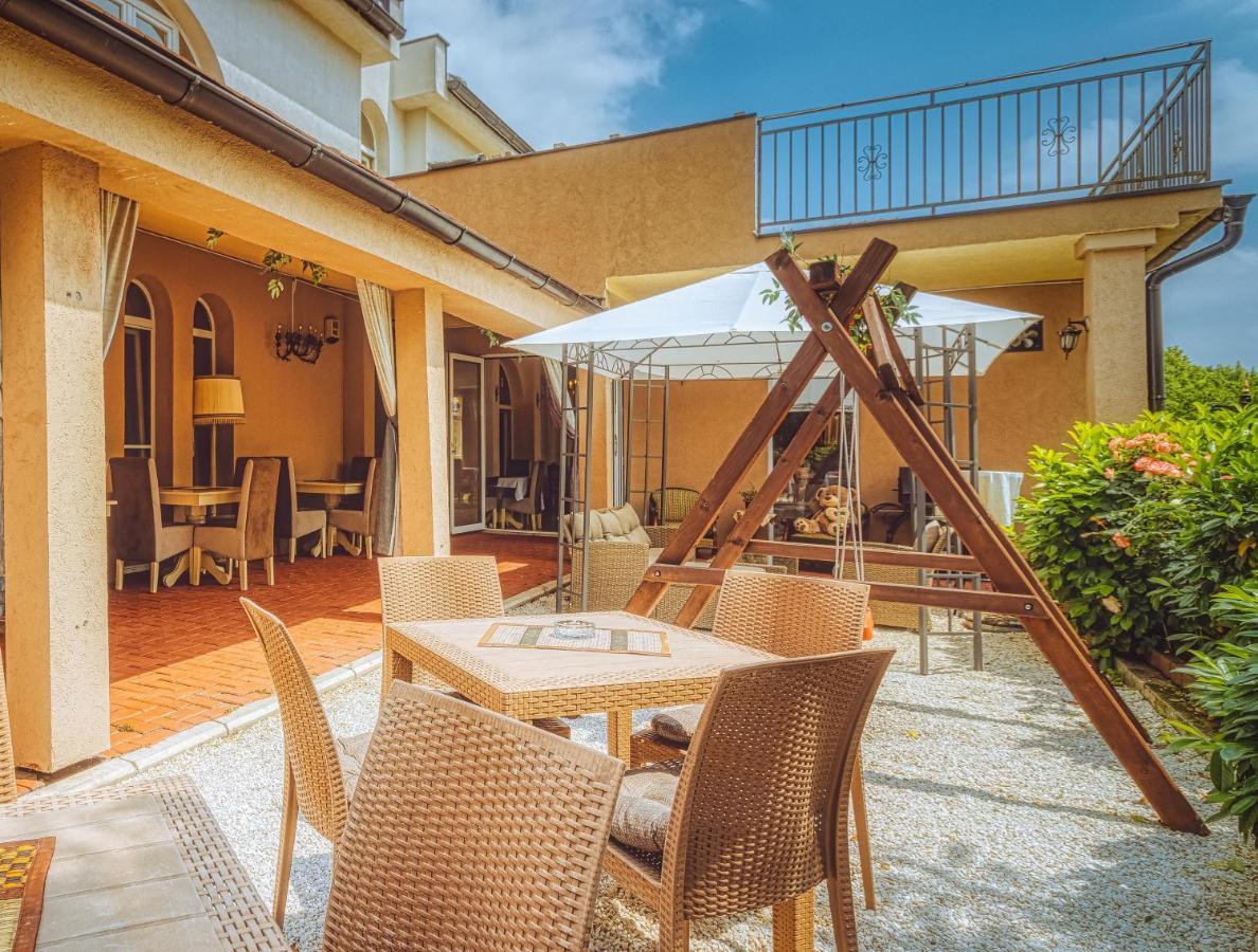 Vila Rococo Beograd Eksteriør billede